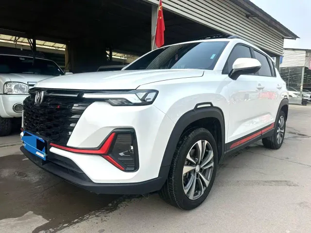 Фотография автомобиля — Changan CS35 Plus