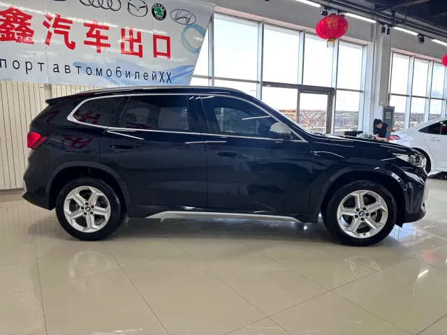 BMW X1 — Фото автомобиля 4