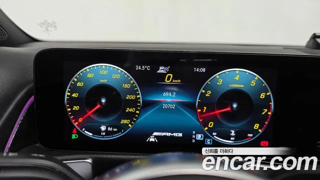Mercedes-Benz GLB-Class — Фото автомобиля 11