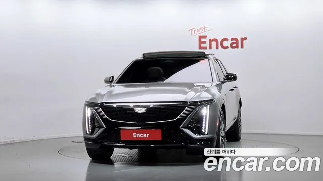Cadillac Lyriq — Фото автомобиля 3