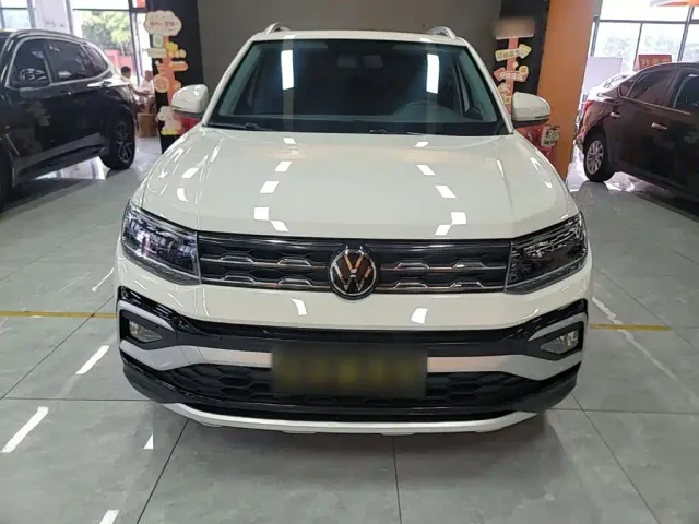 Volkswagen T-Cross — Фото автомобиля 2