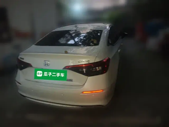 Honda Civic — Фото автомобиля 4