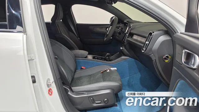 Volvo C40 C40 Recharge — Фото автомобиля 11