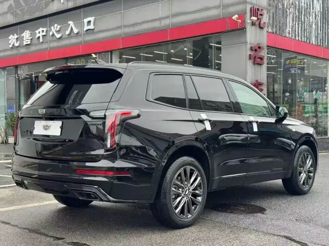Cadillac XT6 — Фото автомобиля 9