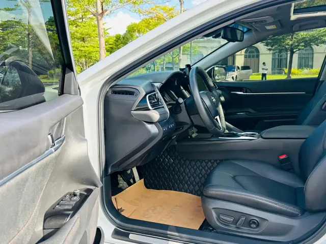Toyota Camry — Фото автомобиля 11