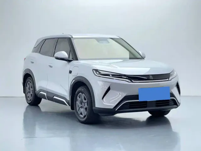 BYD Yuan UP — Фото автомобиля 3