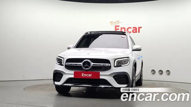 Mercedes-Benz GLB-Class — Фото автомобиля 3