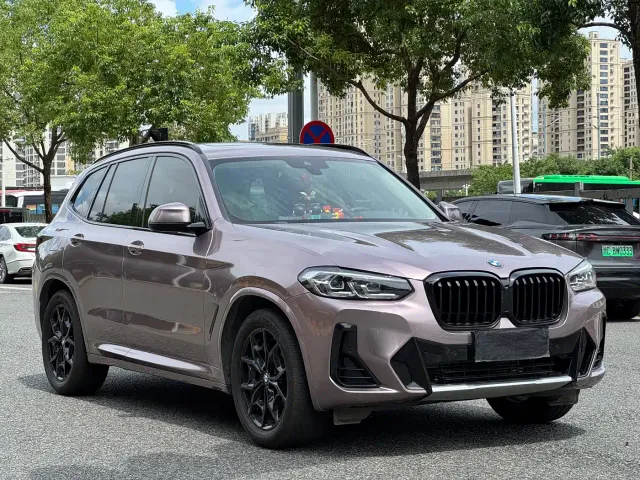Фотография автомобиля — BMW X3