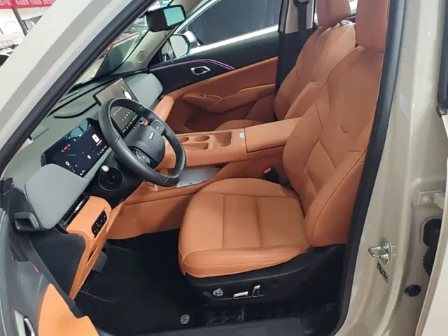 Haval Xiaolong MAX — Фото автомобиля 14
