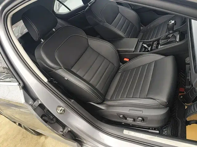 Skoda Superb — Фото автомобиля 24