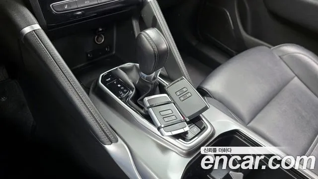 Renault-KoreaSamsung QM6 Новый QM6 2.0 GDe LE Signature 2WD — Фото автомобиля 9