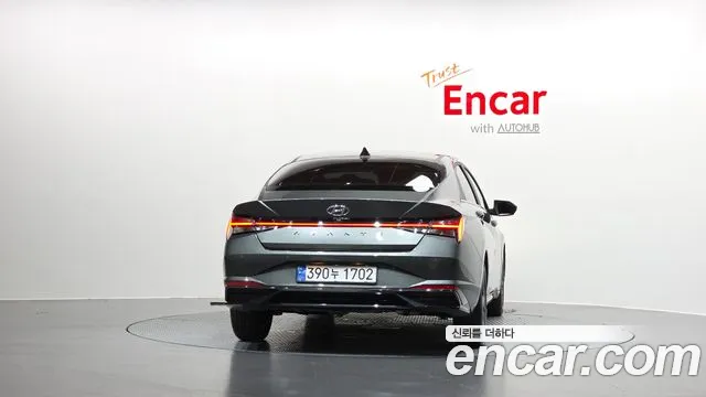 Hyundai AVANTE Avante (CN7) — Фото автомобиля 4