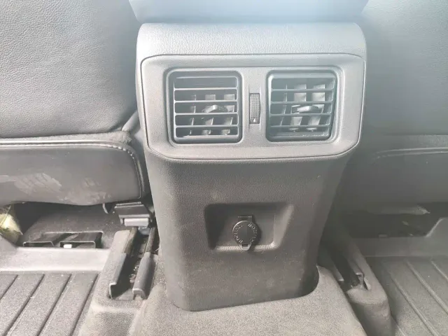 Toyota Wildlander — Фото автомобиля 8