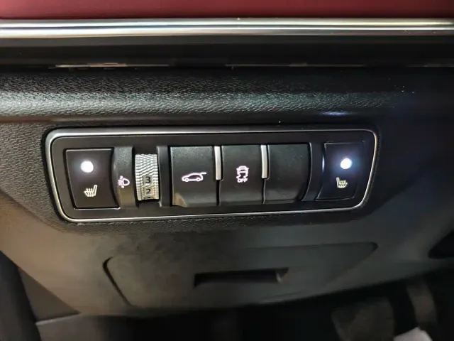 Jetour X70 Plus — Фото автомобиля 12