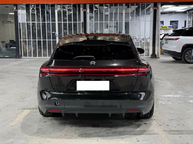 Nio ET5 Touring — Фото автомобиля 4