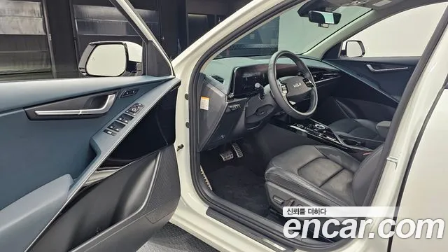Kia Niro The All New Niro Signature — Фото автомобиля 8