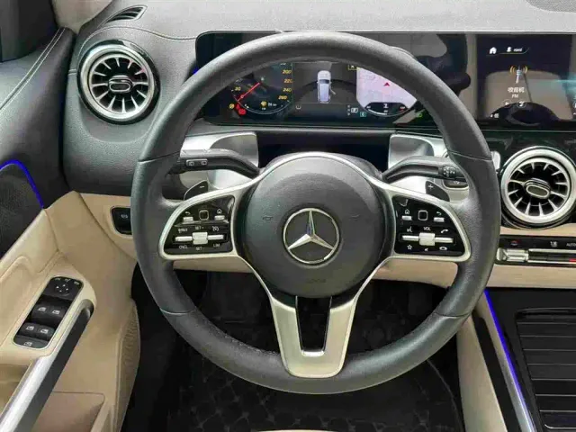 Mercedes-Benz GLB-Class — Фото автомобиля 6