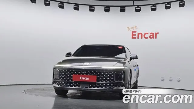 Hyundai Grandeur GN7 — Фото автомобиля 3