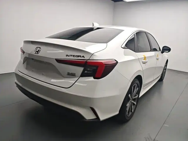 Honda Integra 2022 240TURBO CVT Luxury Edition — Фото автомобиля 6