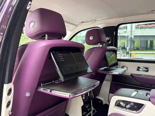 Rolls-Royce Cullinan — Фото автомобиля 13