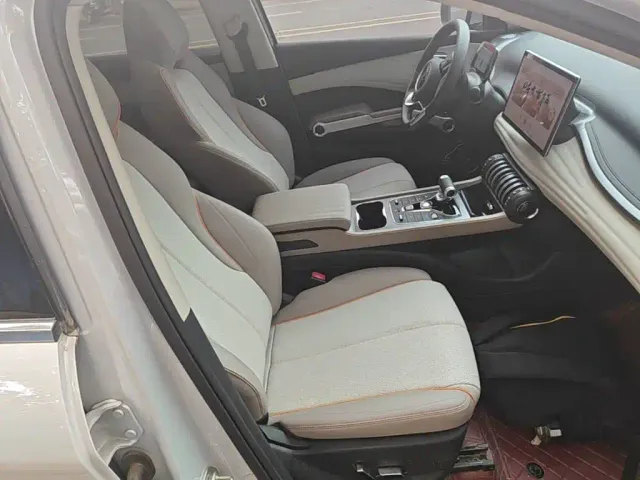 BYD Yuan PLUS — Фото автомобиля 24