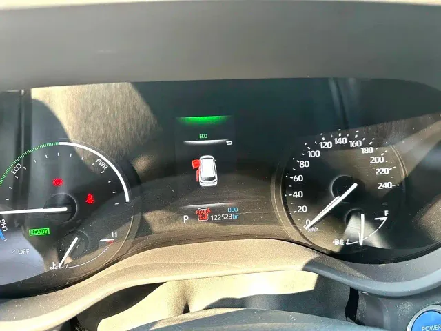 Toyota Sienna — Фото автомобиля 6