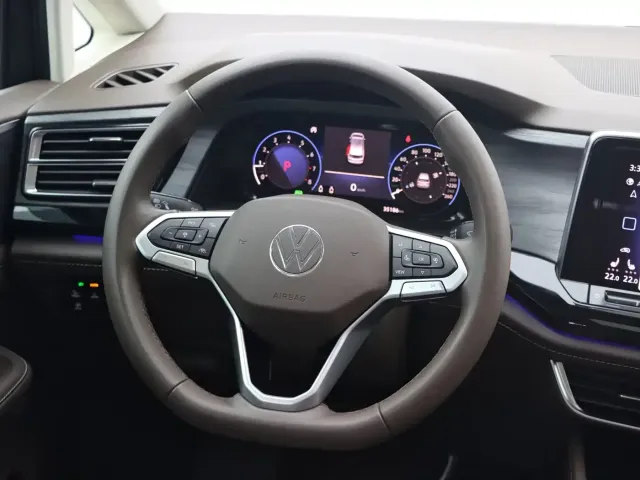 Volkswagen Viloran 2023 Facelift 380TSI Premium Edition — Фото автомобиля 22