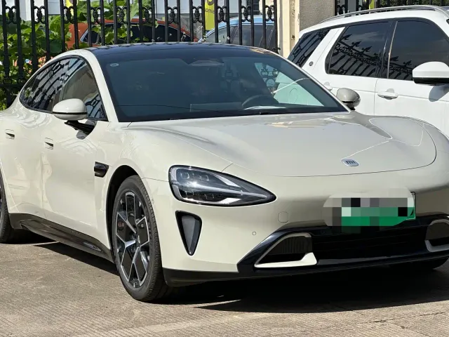 Xiaomi SU7 — Фото автомобиля 3