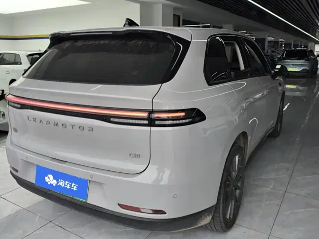 Leapmotor C10 — Фото автомобиля 3