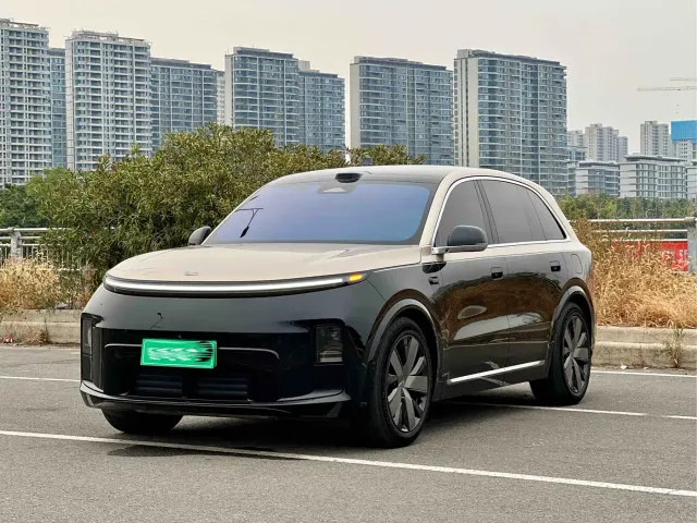 Фотография автомобиля — Li Auto L8