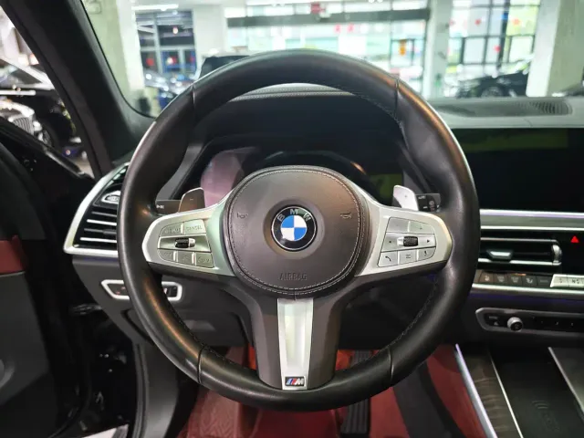 BMW X5 — Фото автомобиля 9