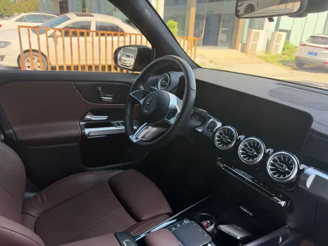 Mercedes-Benz GLB-Class — Фото автомобиля 6