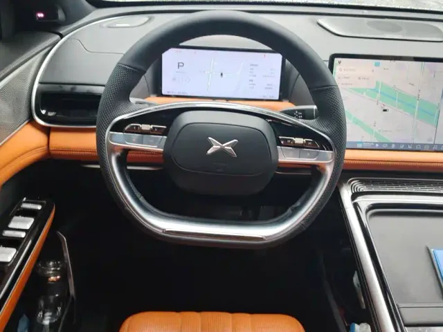Xpeng G9 — Фото автомобиля 15