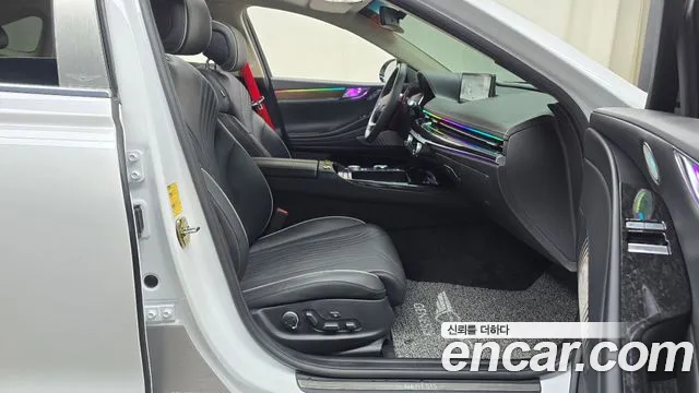 Genesis G80 Бензин 2.5 турбо AWD — Фото автомобиля 10