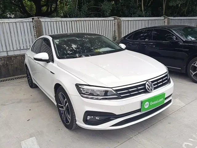 Volkswagen Lamando — Фото автомобиля 3