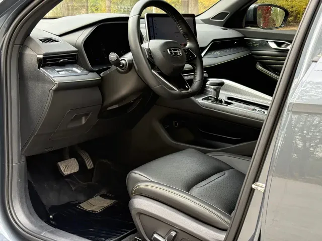 Geely Xingrui — Фото автомобиля 6