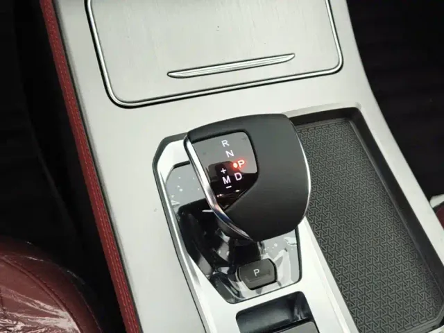 Jetour X70 Plus — Фото автомобиля 13