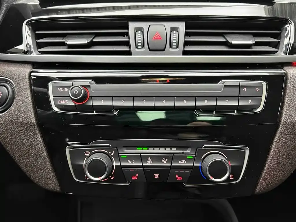 BMW BMW X1 2022 sDrive20Li Fashion — Фото автомобиля 10
