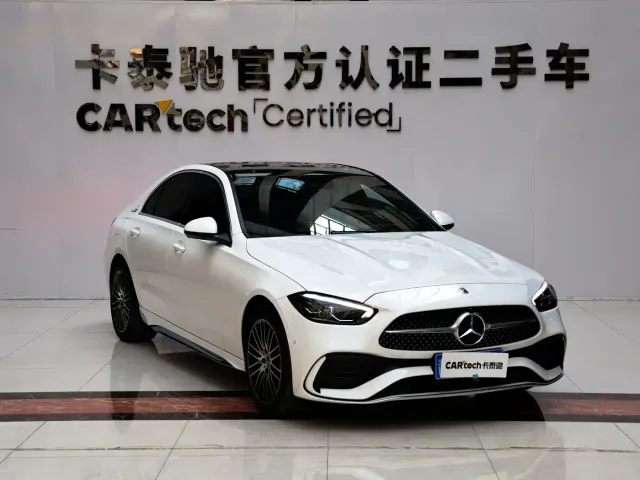 Mercedes-Benz C-Class — Фото автомобиля 3