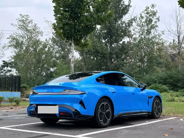 Xiaomi SU7 — Фото автомобиля 18