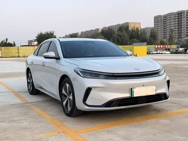 Geely Galaxy A7 EV — Фото автомобиля 3