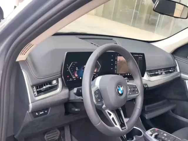 BMW BMW X1 2024 sDrive25Li M Sport Package — Фото автомобиля 7