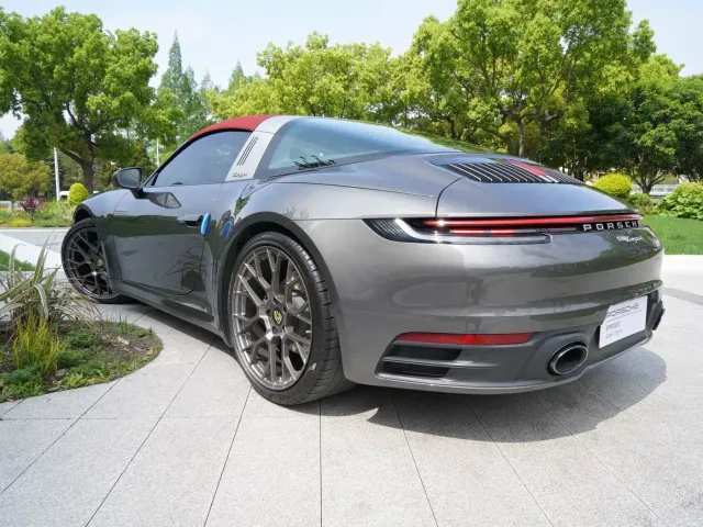 Porsche 911 — Фото автомобиля 16