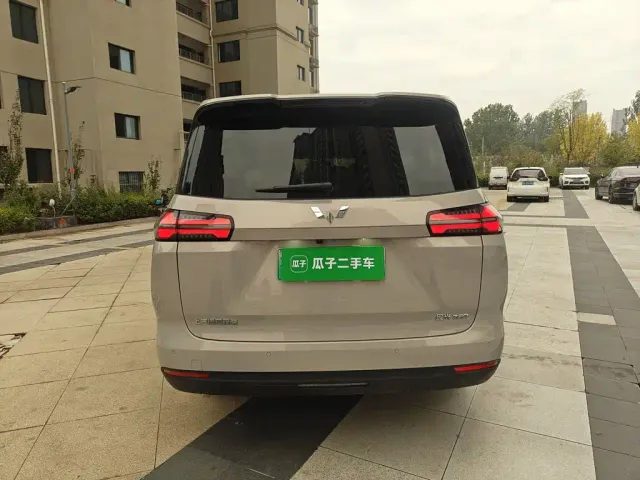 Wuling Starlight 730 — Фото автомобиля 5