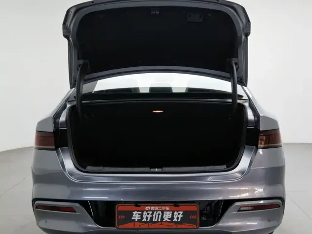 BYD Qin PLUS — Фото автомобиля 16