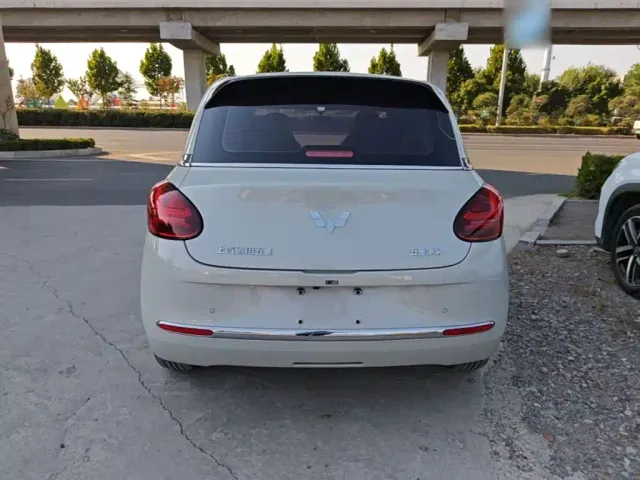 Wuling Bingo — Фото автомобиля 5