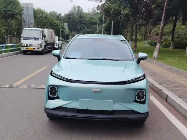 Geely Geometry E Firefly — Фото автомобиля 2