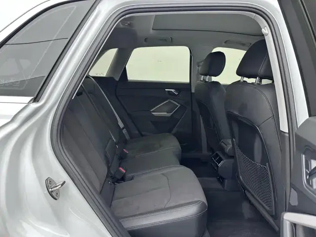Audi Q3 — Фото автомобиля 12