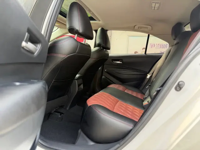 Toyota Corolla — Фото автомобиля 11