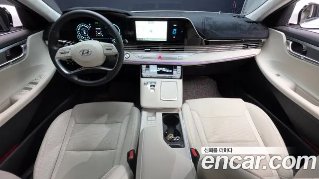 Hyundai Grandeur New — Фото автомобиля 10